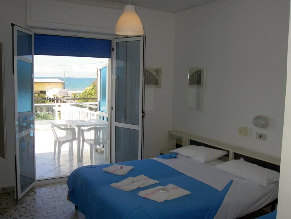 Baia Del Sole Hotel Paestum Szoba fotó